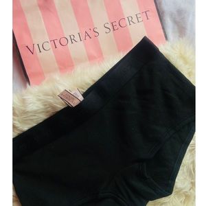 ✅Victoria secret🎀